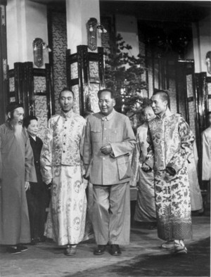 The Dalai and Panchen Lama meeting with Mao Zedong in 1955.