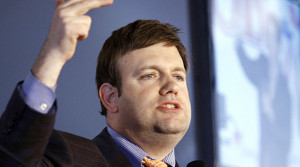 Frank Luntz Can't Figure Out Why Nobody In Hollywood Is Returning His ...