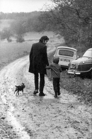 Paul McCartney and daughter...photo by: Linda McCartney