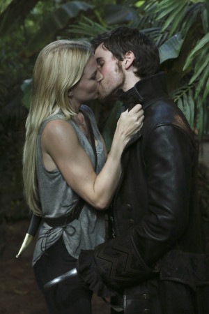 Once Upon A Time Emma Swan & Captain Hook