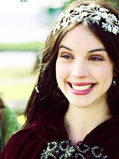 Reign - Mary and her ladies in waiting