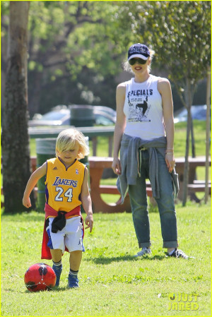 Gwen Stefani & Gavin Rossdale: Family Fun at the Park!