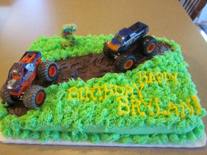 Mudding cake with monster trucks for 5 year old birthday
