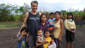 Chris Kilham with mothers and children. Shipibo village, Ucayali River ...