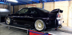 1020HP Nissan Skyline R33 GT-R Steals the Show in Germany