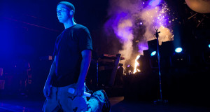 ... say it’s on when they see me, that day don’t ever come. - Drake