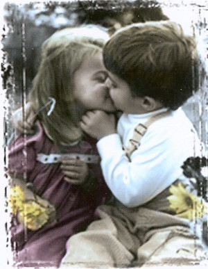 Cute Babies Girl and Boy Kissing Wallpapers - Cool Pictures