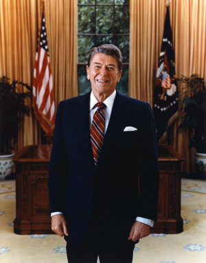 IMAGES FROM THE REAGAN LIBRARY ARCHIVES (Selected by the Reagan ...