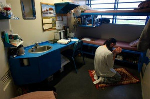 Prisoners find direction in Muslim faith