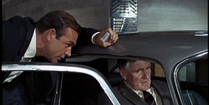 Goldfinger DB5: Q describes the gadgets