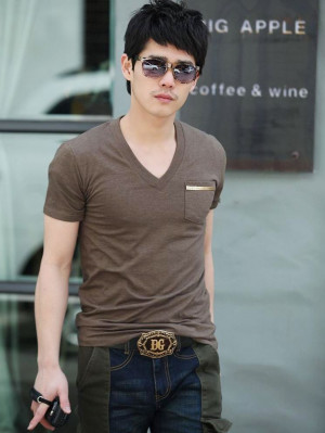 Wholesale Stylish Men's Pure Color Cotton T-shirt Brown