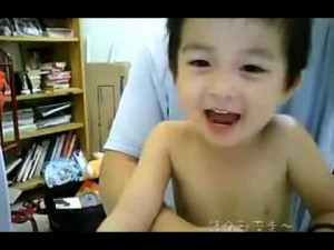 Funny videos baby singing very good,（流畅） 00 00 04 | PopScreen