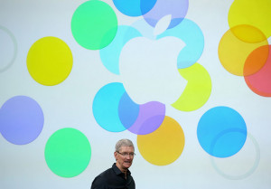 10 reasons to buy Apple stock now