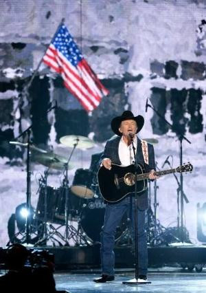 George Strait = 100% Pure Country Music by Sorror