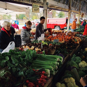 great market with good food from local and nearby farms, artisans ...