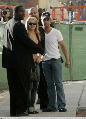her manager larry rudolph britney and larry rudolph chill in las vegas ...