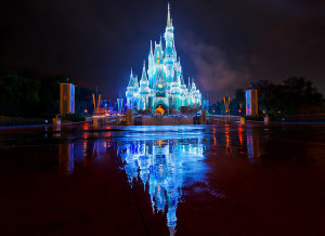 The Spirit of Christmas Is Best Experienced With A Disney Christmas ...
