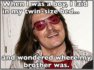 Quotes From The Great and Funny Mitch Hedberg [23 Photos]