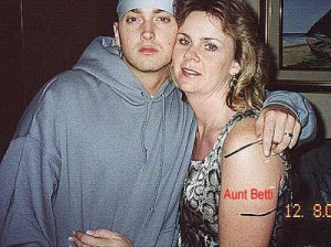 rare photo of eminem and his aunt betty