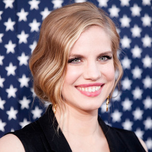Anna-Chlumsky-Quotes-Being-Child-Actor.jpg