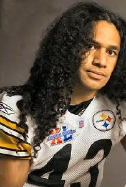 NFL Trend: Football Players with Long Hair & Braids