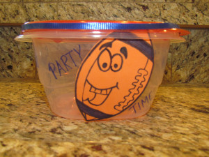 Super Bowl fun with Sharpie and Rubbermaid. $1 off Coupons