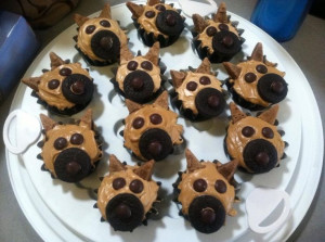 German shepherd cupcakes!!! These are too cute!!!