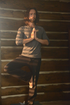 Ichabod Crane Discovers Yoga on ‘Sleepy Hollow’
