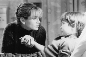 Still of Julia Roberts and Liam Aiken in Stepmom (1998)