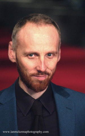 MV5BMjI4NTM1MzAyMF5BMl5BanBnXkFtZTcwMTQ0MjAyOQ@@._V1_SY715_SX450_AL ...