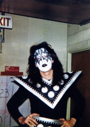 Ace-Frehley-ace-frehley-27126246-423-600.jpg