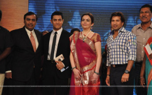 190137-mukesh-ambani-nita-ambani-aamir-khan-and-sachin-tendulkar-at-cn ...