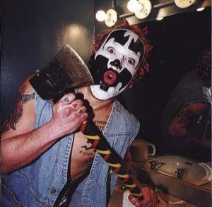 Shaggy 2 Dope is here on the scene with the intention to murder ...