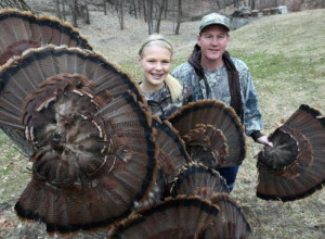 Elsa Anderson, 14, of Des Moines, started turkey hunting with her ...