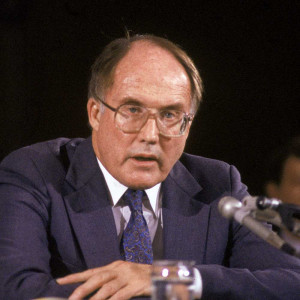 William Rehnquist Sworn in as Chief Justice of Supreme Court Featured ...