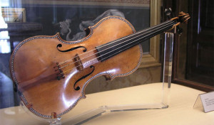 ... can’t tell the difference between Stradivarius violins and new ones