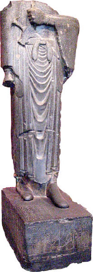 Statue of Darius in collection of National Museum of Iran