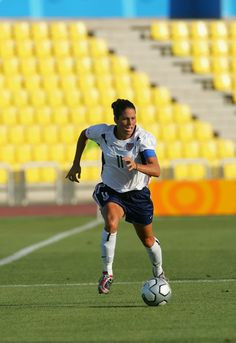 Meet Julie Foudy. My favorite soccer player and inspiration