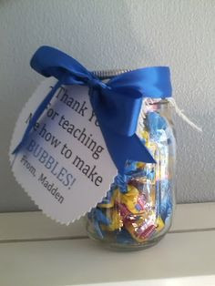 Teacher Gift: bubble gum + tag reading, 