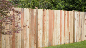 learn how to install vinyl fencing learn about different fencing ...