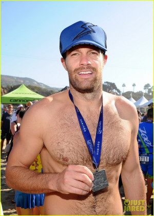 Geoff Stults amp Colin Egglesfield Go Shirtless at Nautica Triathlon