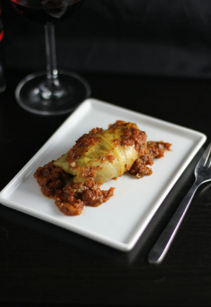 Fake Food Free: Grass-fed Beef Stuffed Cabbage Rolls in a red wine ...