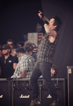 Papa Roach Performing Rock