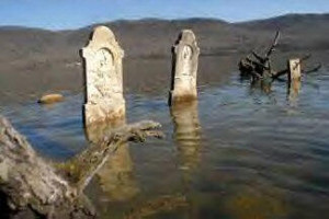 Thread: Indians,water wars and chief dragging canoe