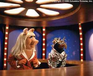 Miss Piggy and Gonzo in Muppets From Space