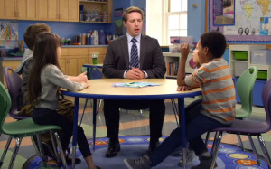 Beck Bennett in one of AT&T's 'It's Not Complicated' commercials ...
