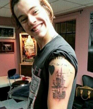 Relation-ship ... Harry Styles's new inking was inspired by girlfriend ...