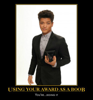 Rihanna | Justin Bieber | Chris Brown