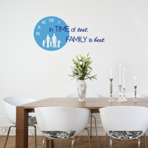 DCL] 064 Family is best vinyl wall quote INT1