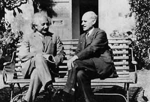 Einstein and Eddington – Making Academic Concepts Accessible